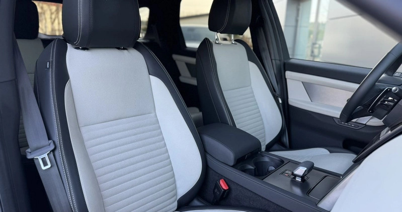 Land Rover Discovery Sport cena 259000 przebieg: 10800, rok produkcji 2023 z Jastarnia małe 154